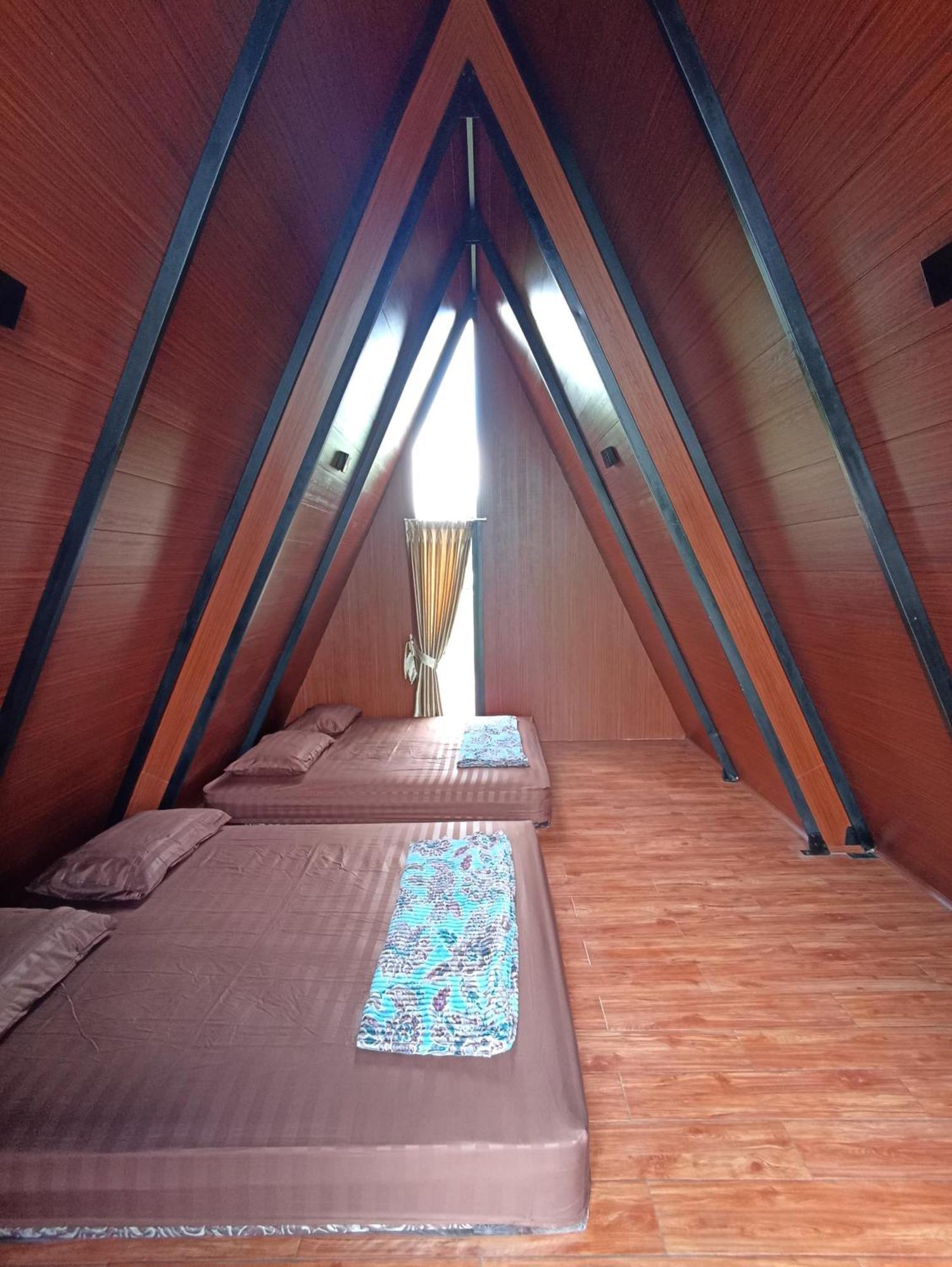 Hotel Wawowow Tomohon Exterior foto
